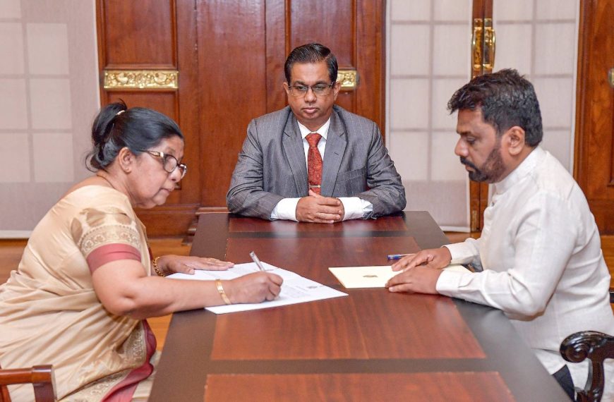 වැඩබලන අගවිනිසුරු මූර්දු ප්‍රනාන්දු