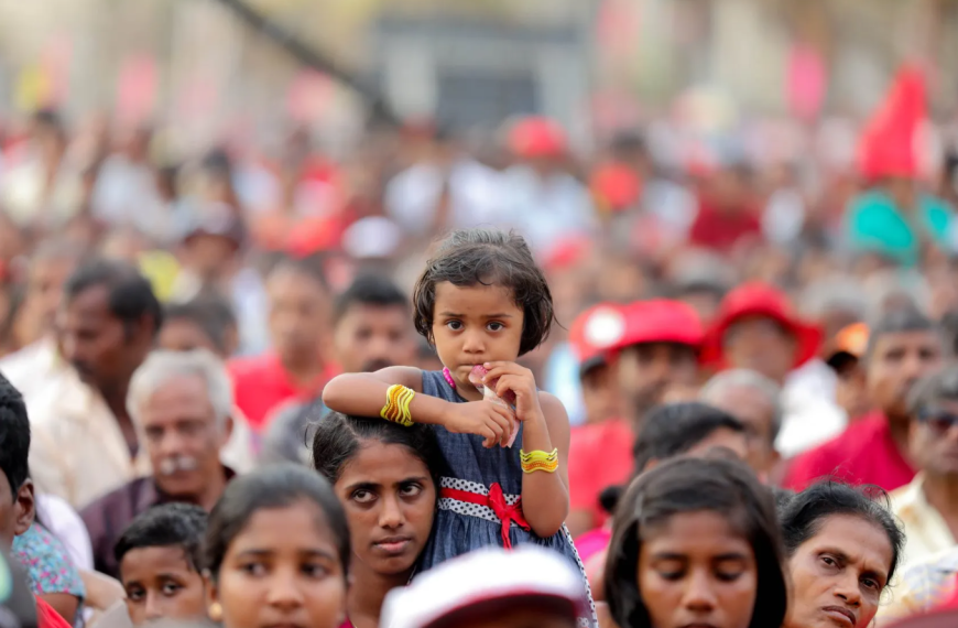 ලස්සන රටකට ලස්සන ජනපති