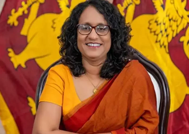 තමන්ගේ හදවත තුළ දයාව, කරුණාව සහ ප්‍රඥාව ආලෝකවත් කරගැනීමට මෙවර වෙසක් දින ප්‍රර්ථනා කර ගනිමු අගමැති